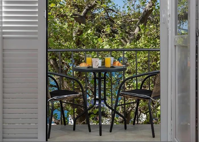 Riva * Макарська